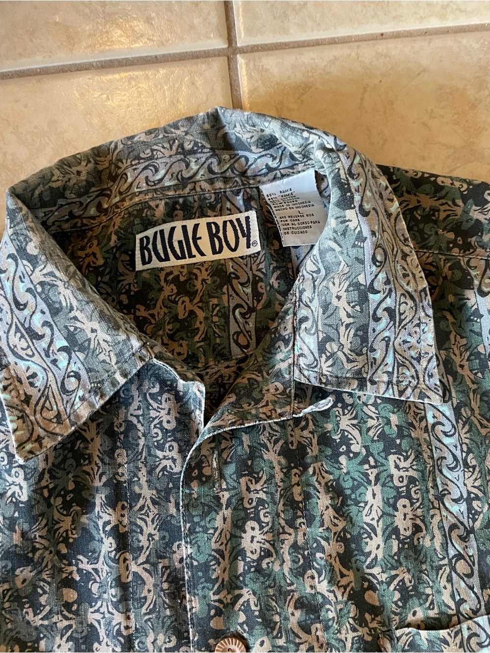 Bugle Boy Men's Teal and Gray Patterned Button-Down Shirt